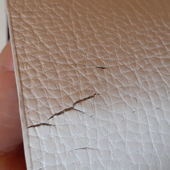 Kate Spade large white tote. - Picture 6 of 6